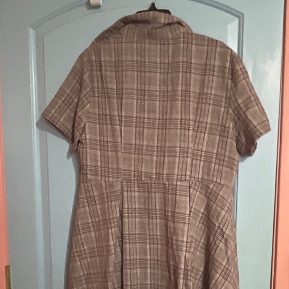 Plaid Dress by DressFo - Picture 3 of 5